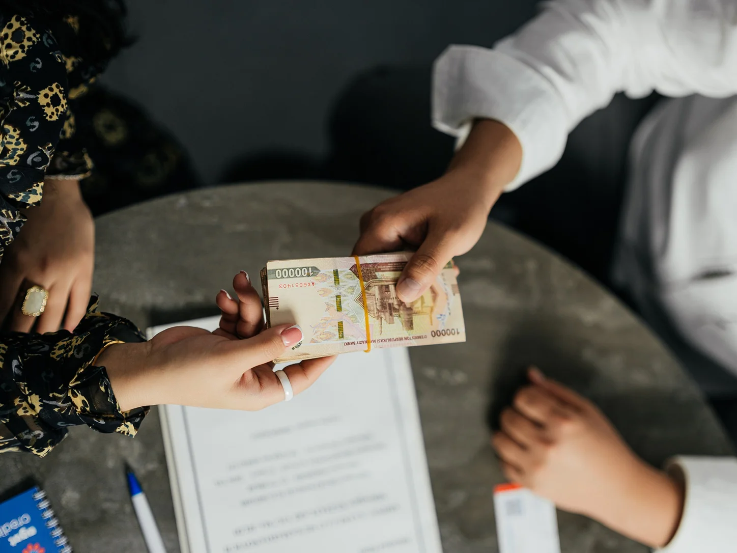 Рефинансирование кредита с agat credit — как снизить платеж и взять больше без залога.